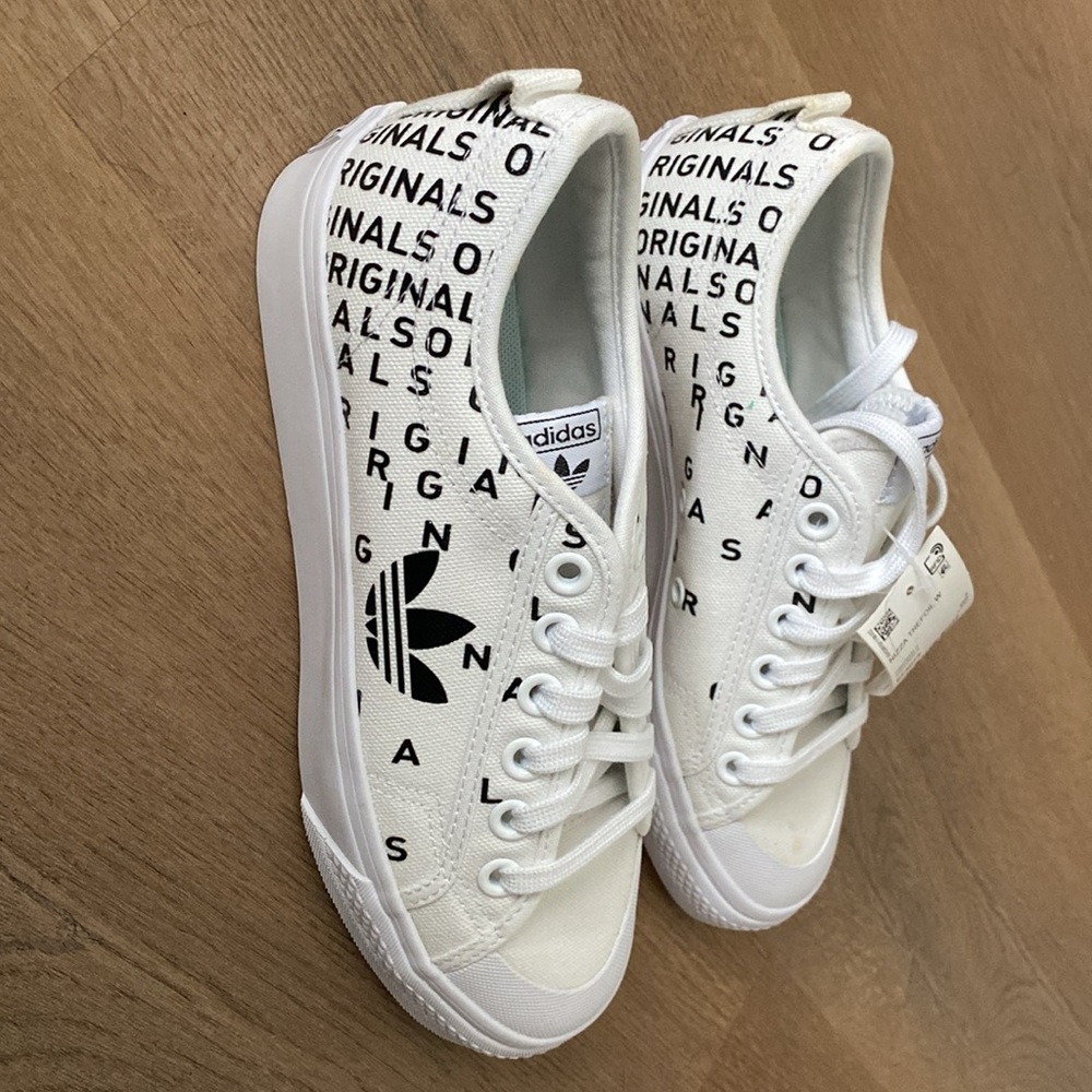 NWT Adidas